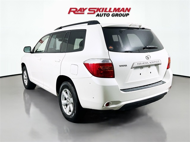2009 Toyota Highlander Base photo 2
