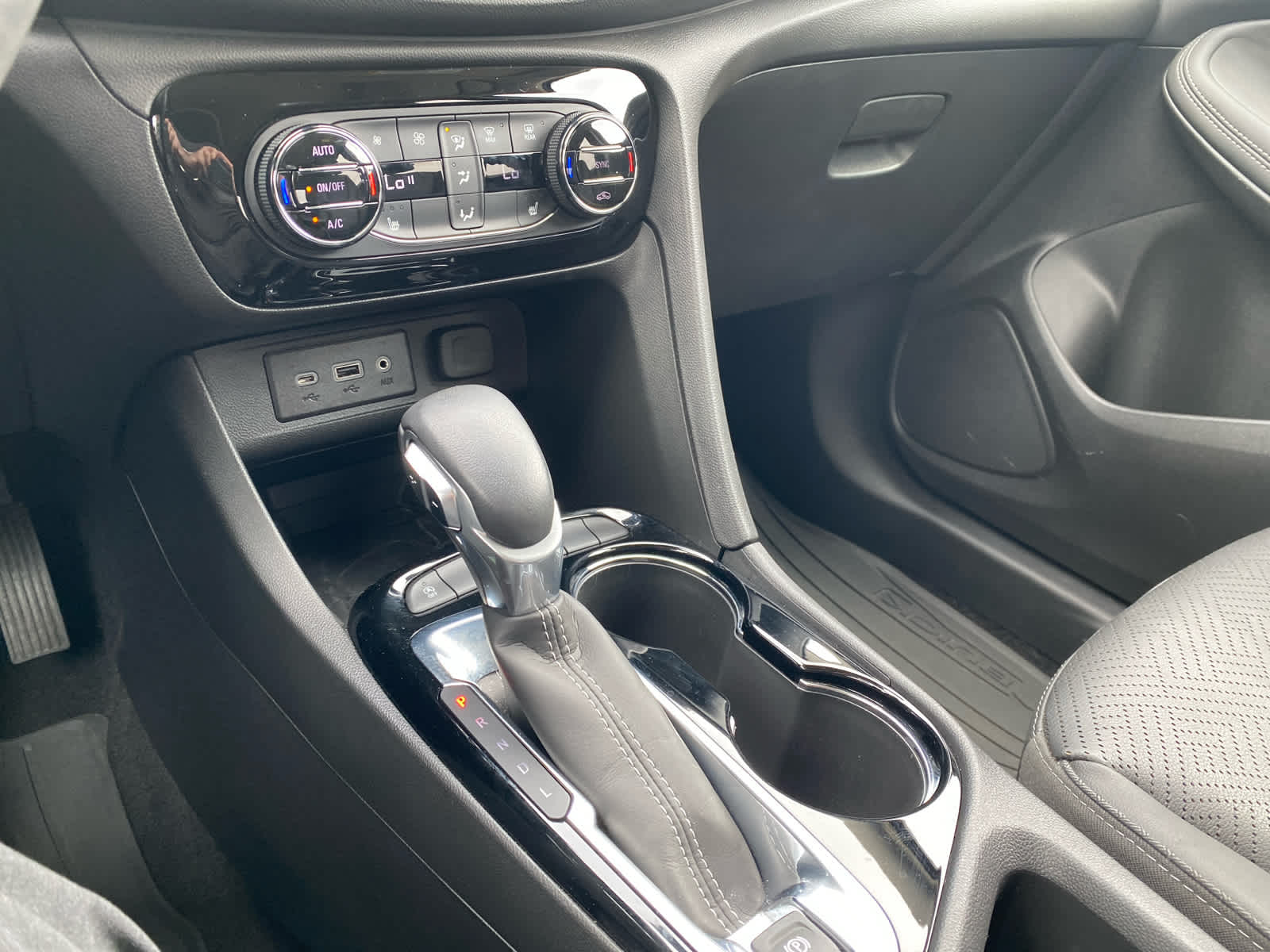 2023 Buick Encore GX Essence photo 21