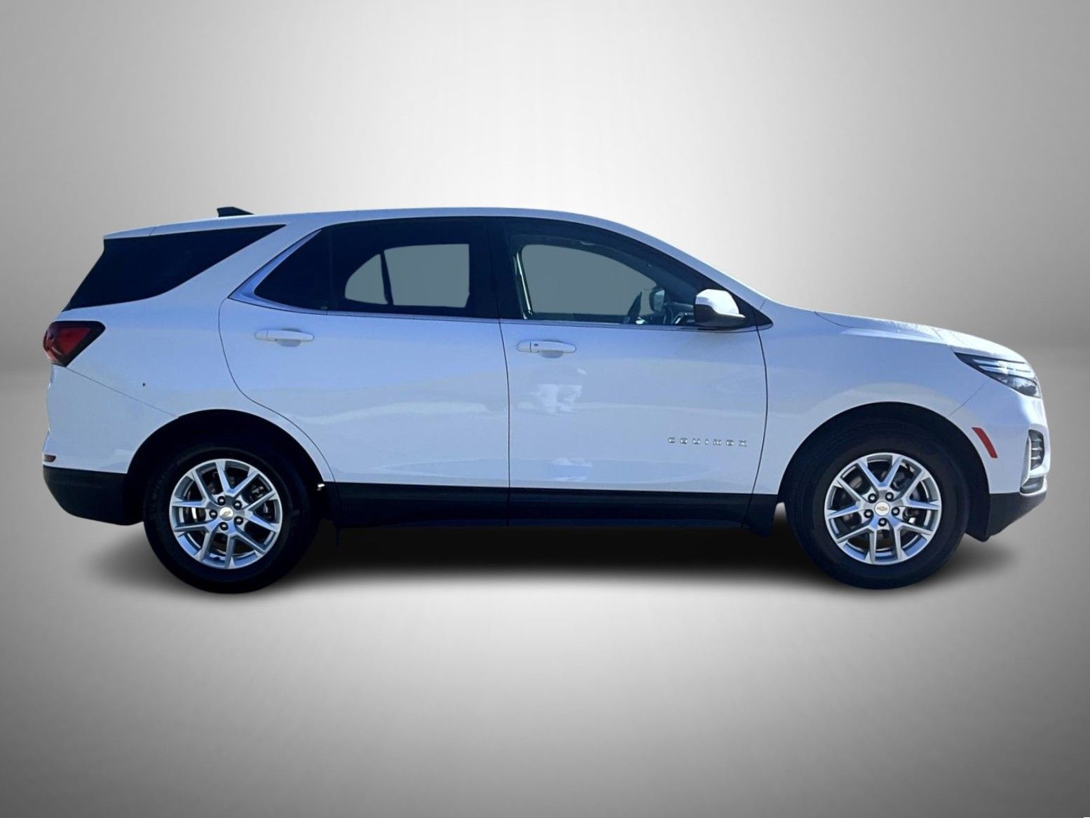 2023 Chevrolet Equinox LT photo 4