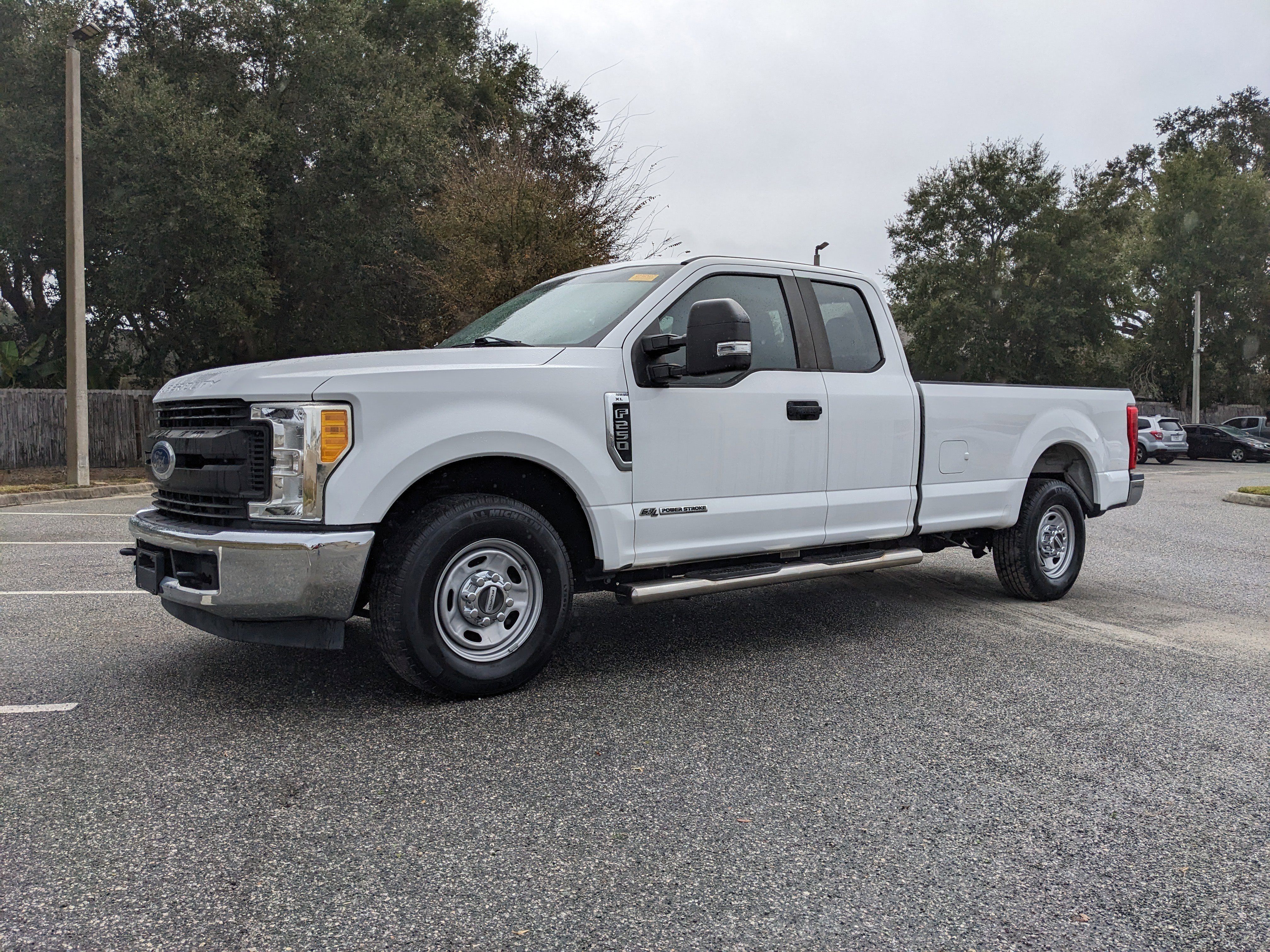 2017 Ford F-250 Super Duty XL's photo