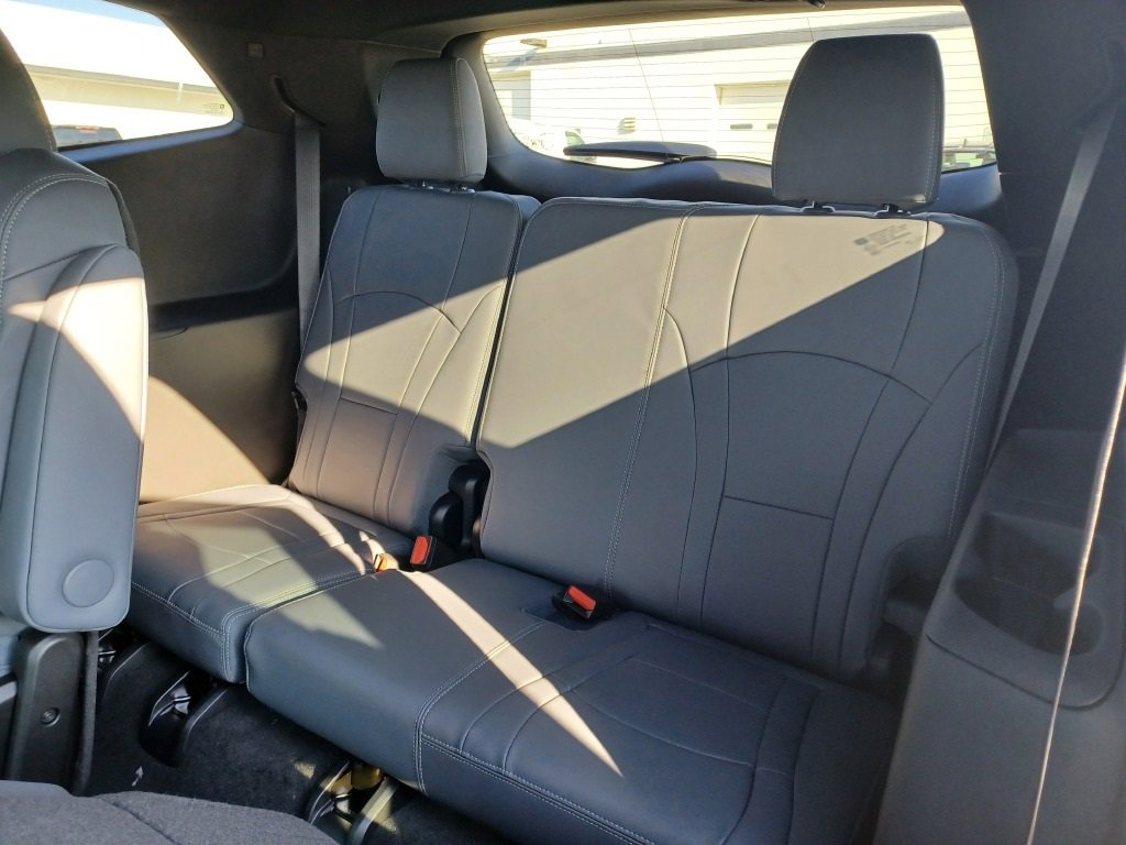 2024 Buick Enclave Premium photo 18