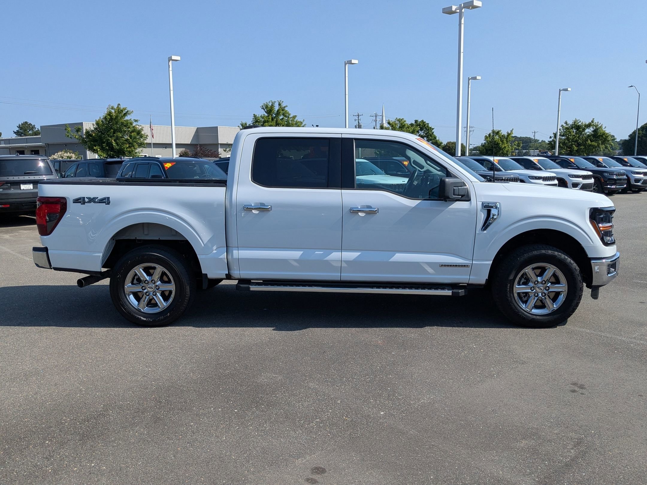 2024 Ford F-150 XLT photo 2