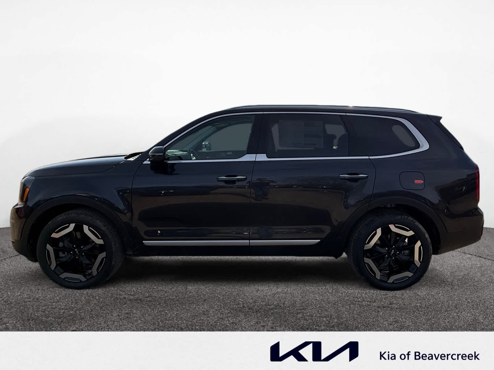 2025 Kia Telluride S photo 2