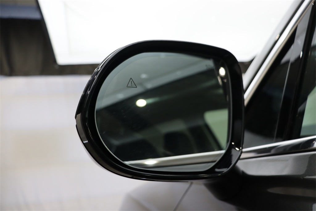 2025 Genesis GV80 2.5T AWD photo 4