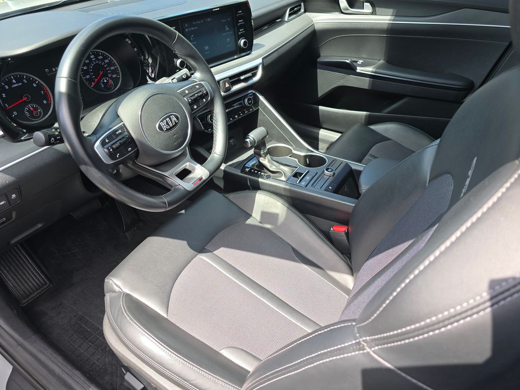 2021 Kia K5 GT-Line photo 14