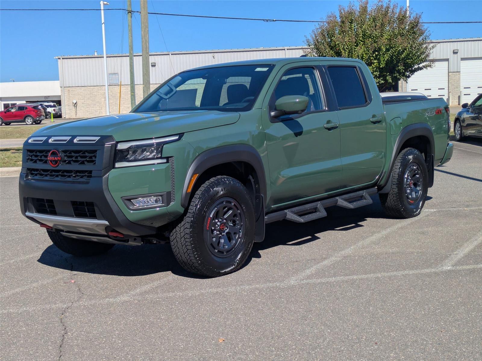 2026 Nissan Frontier PRO-4X's photo