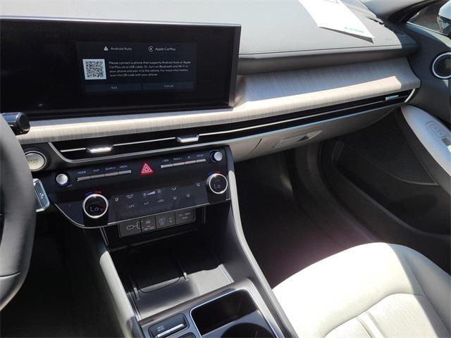 2025 Hyundai Sonata Hybrid SEL photo 14
