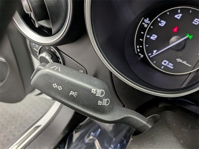 2022 Alfa Romeo Stelvio Ti photo 16