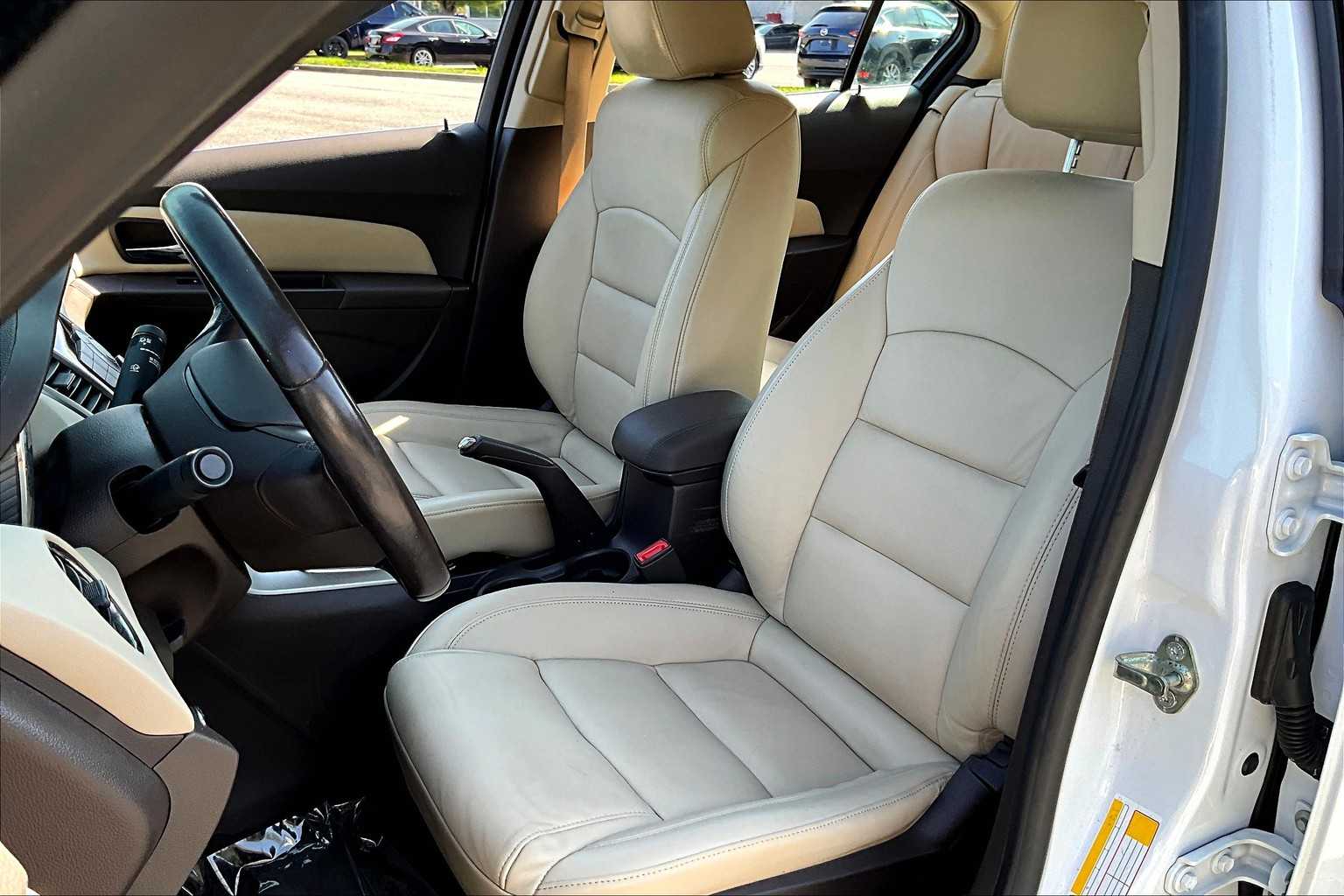 2014 Chevrolet Cruze photo 7