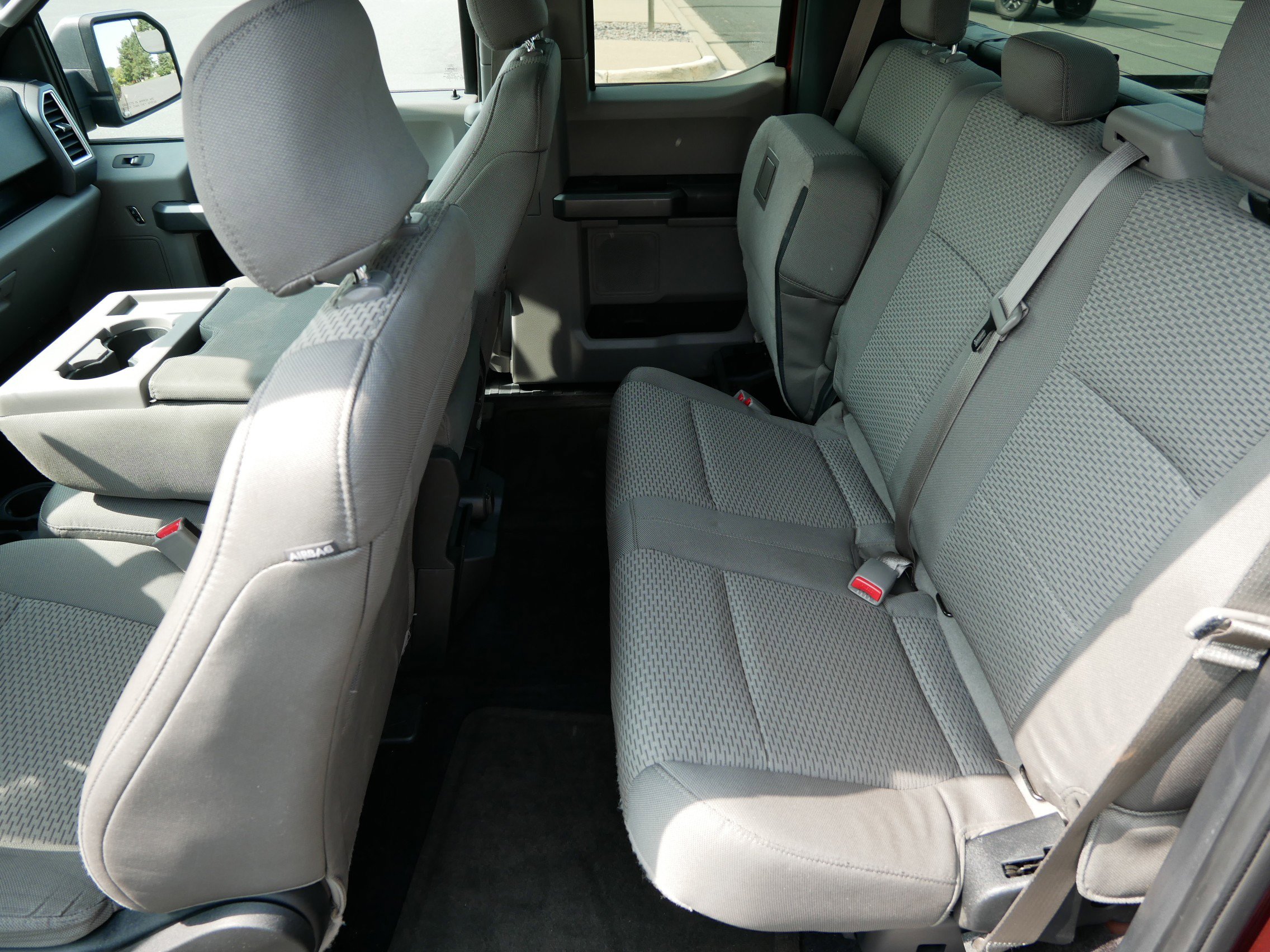 2016 Ford F-150 XLT photo 11