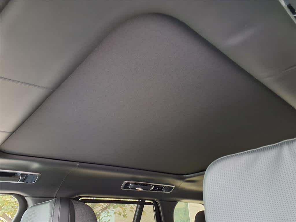 2025 Land Rover Range Rover SV - Photo 12