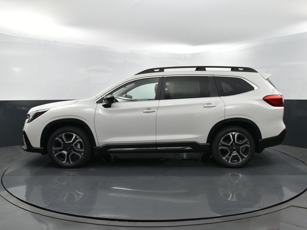 2025 Subaru Ascent Limited photo 4