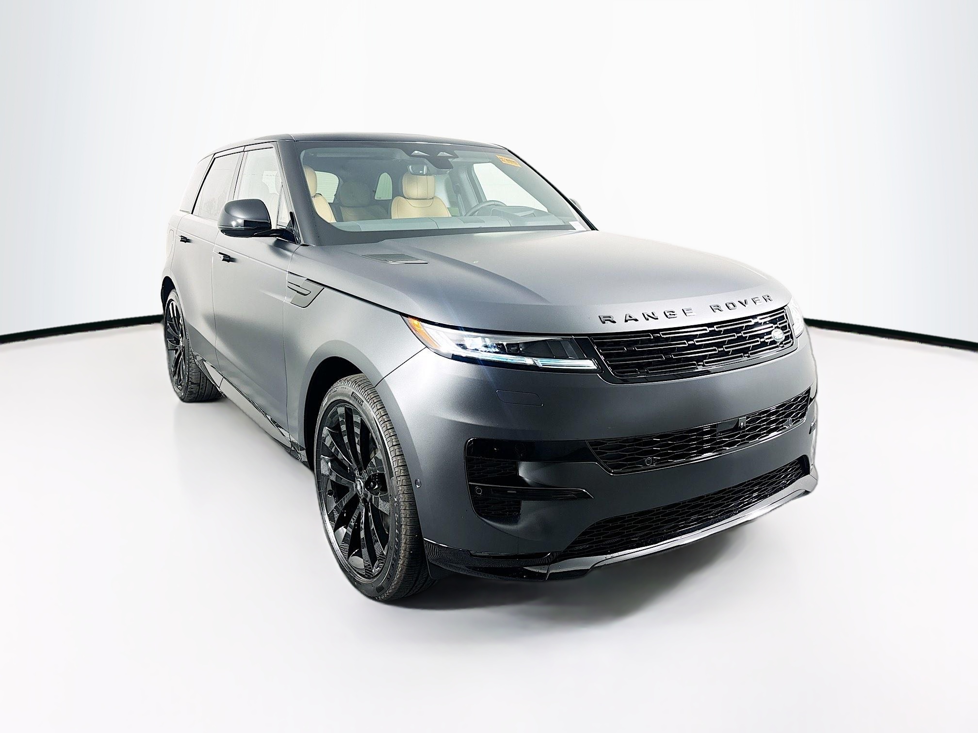 2025 Land Rover Range Rover Sport SE photo 2