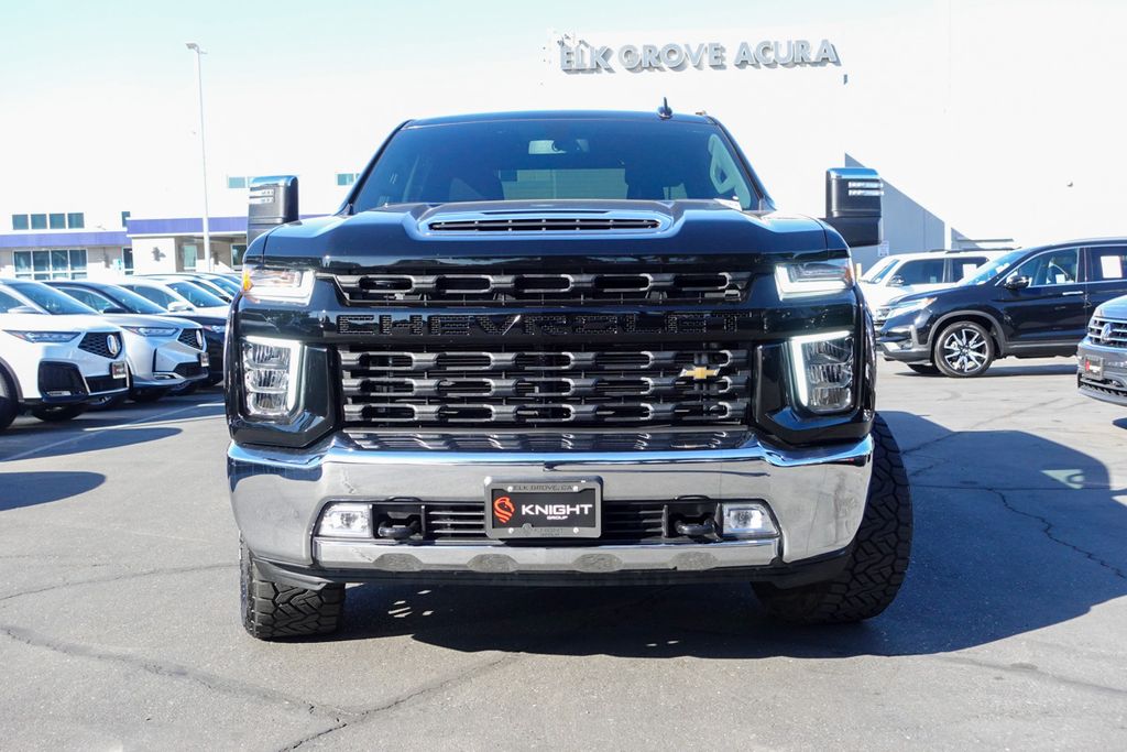 2021 Chevrolet Silverado 2500HD LTZ photo 2