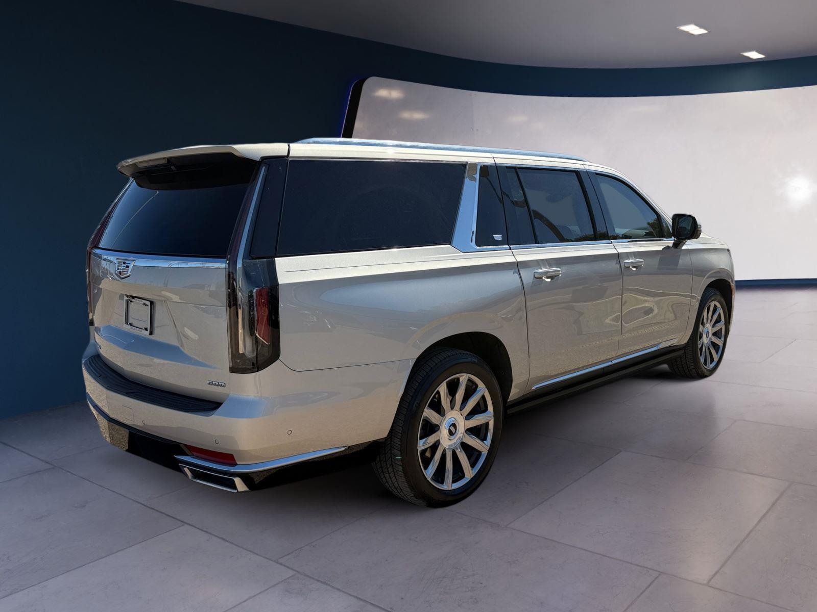 2024 Cadillac Escalade ESV Premium Luxury Platinum photo 4