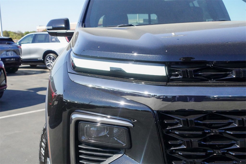 2025 Chevrolet Traverse Z71 photo 4