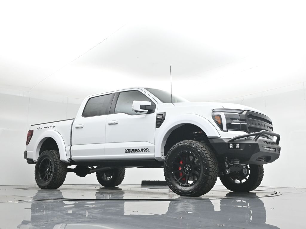 2025 Ford F-150 Lariat photo 2