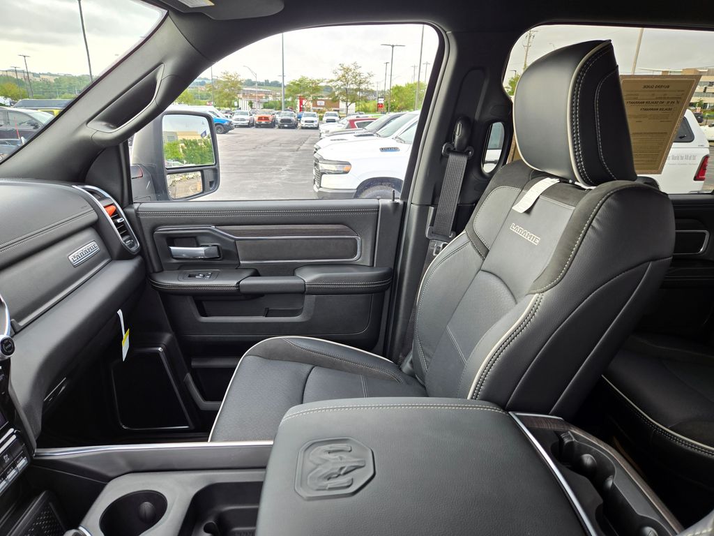 2025 Ram 2500 Laramie photo 22
