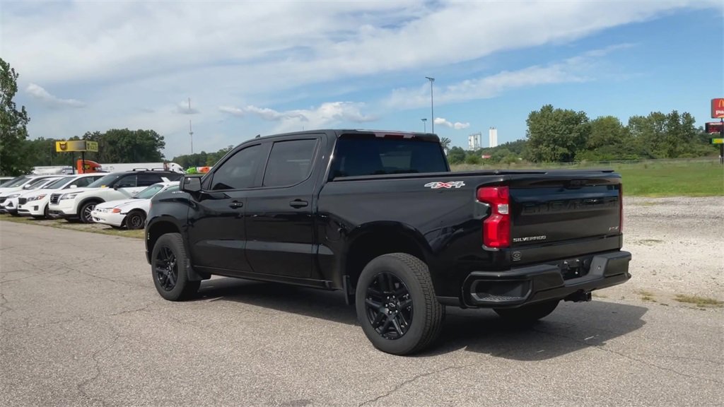 2022 Chevrolet Silverado 1500 RST photo 5