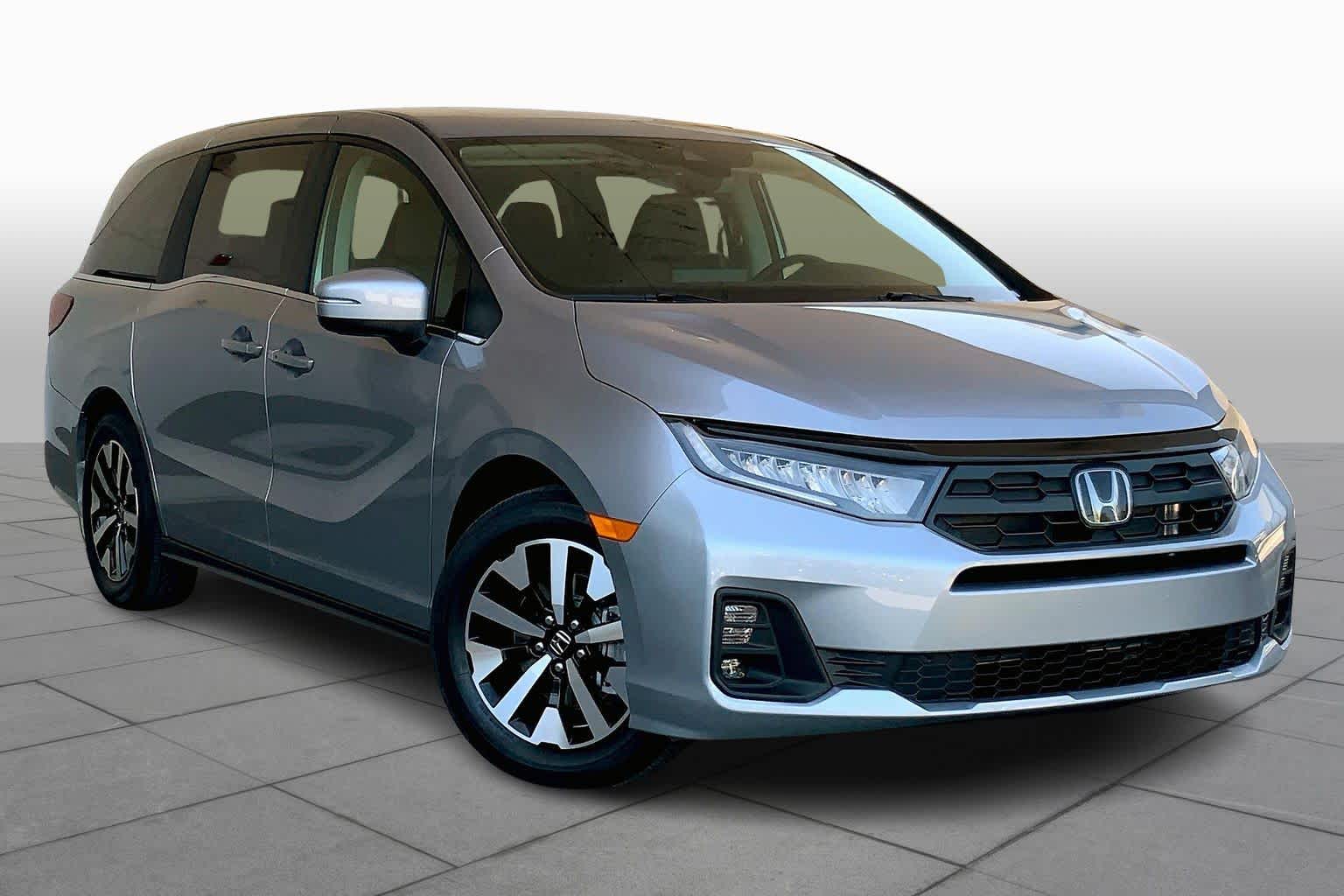 2026 Honda Odyssey EX-L photo 2