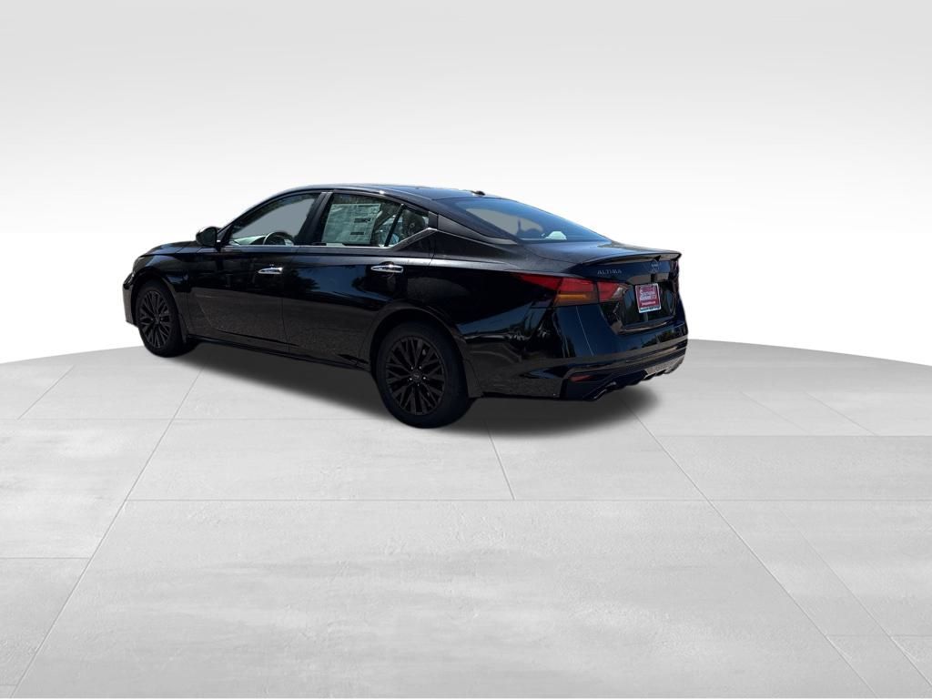 2025 Nissan Altima SV Special Edition photo 2