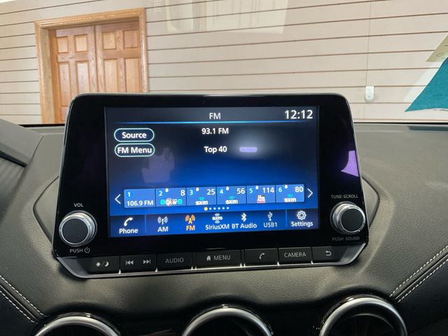 2025 Nissan Sentra SV photo 13