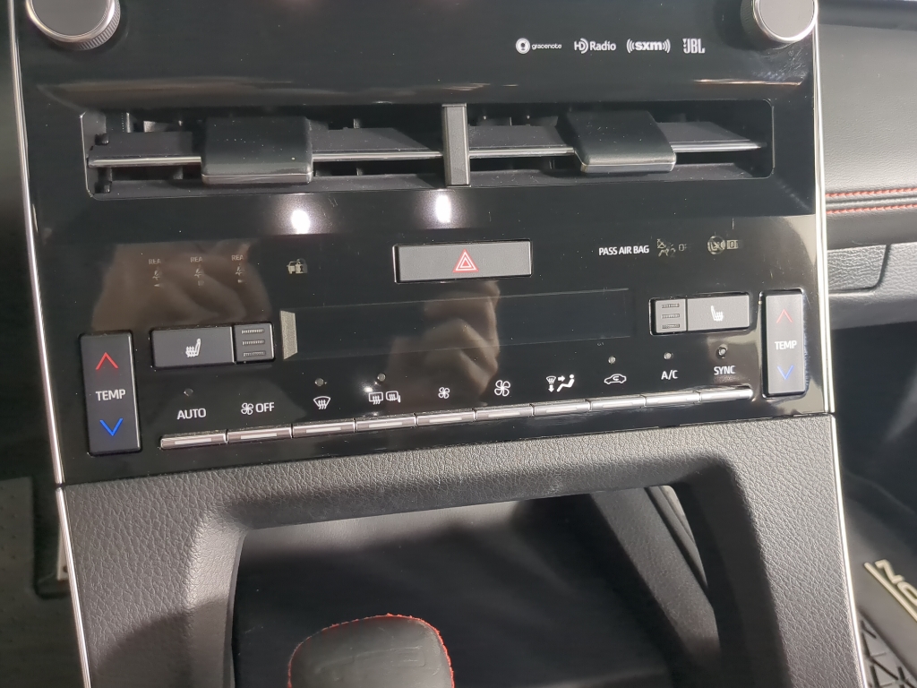2020 Toyota Avalon XSE TRD photo 18