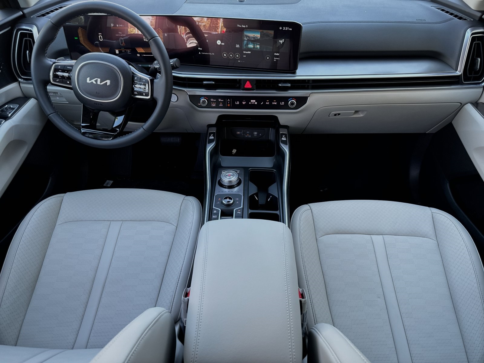 2025 Kia Sorento Plug-In Hybrid EX photo 14