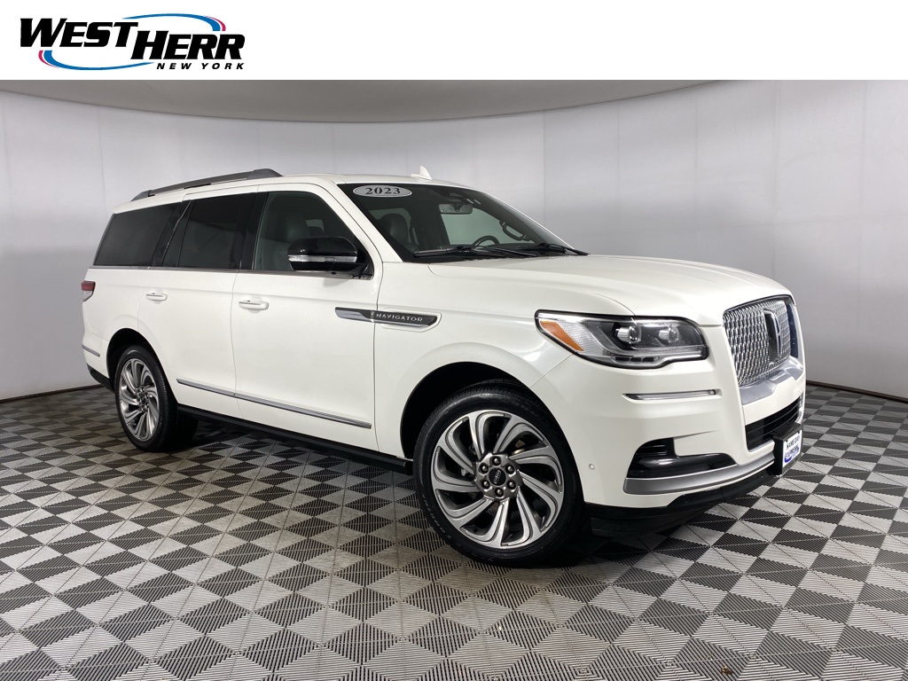 2023 Lincoln Navigator Reserve's photo