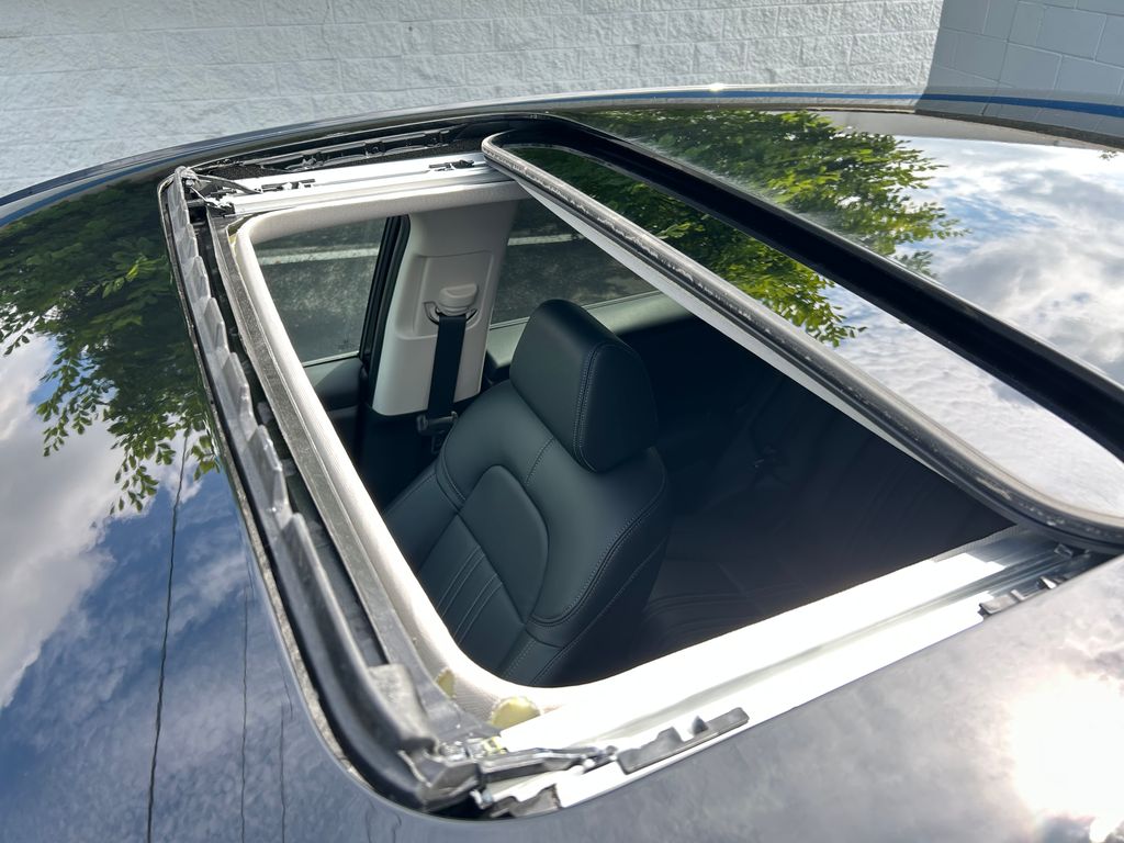 2026 Honda HR-V EX-L photo 9