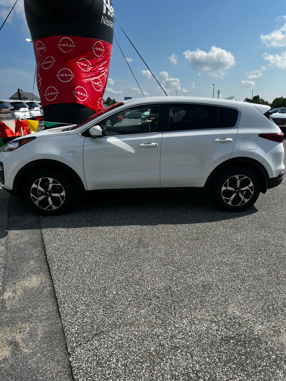 2022 Kia Sportage LX photo 2