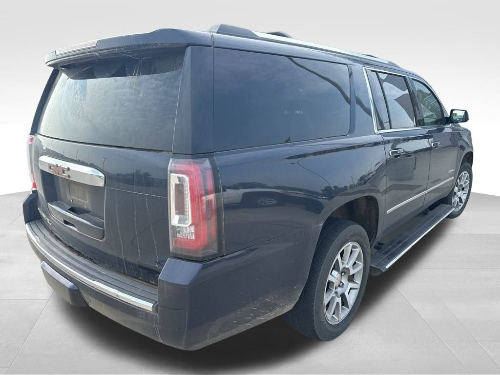 2019 Gmc Yukon XL Denali photo 3