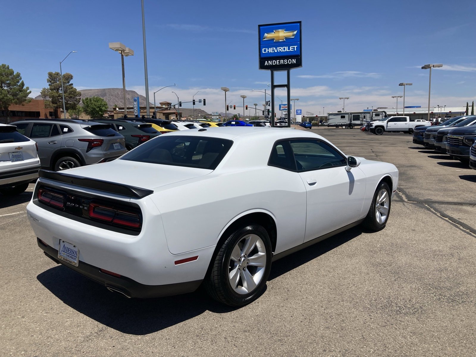 2023 Dodge Challenger SXT photo 4