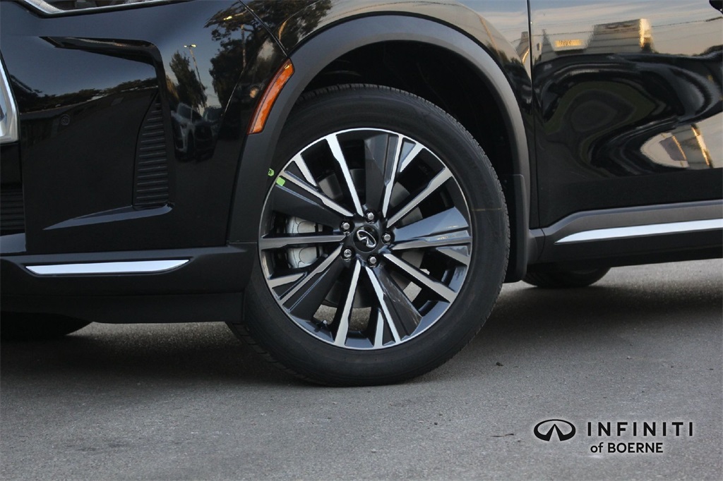 2026 Infiniti QX60 Luxe photo 3