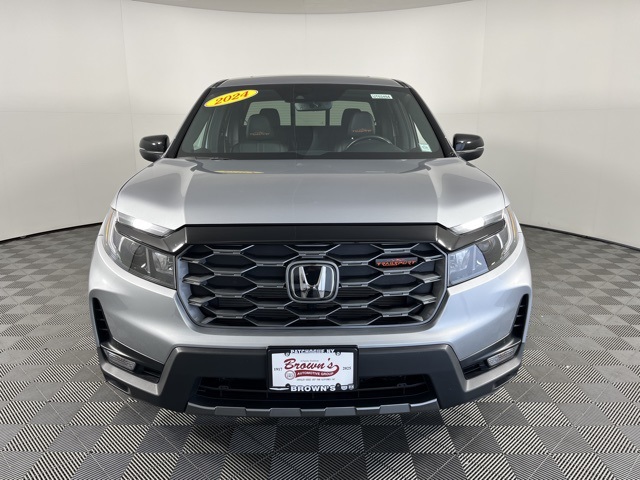 2024 Honda Ridgeline TrailSport photo 2