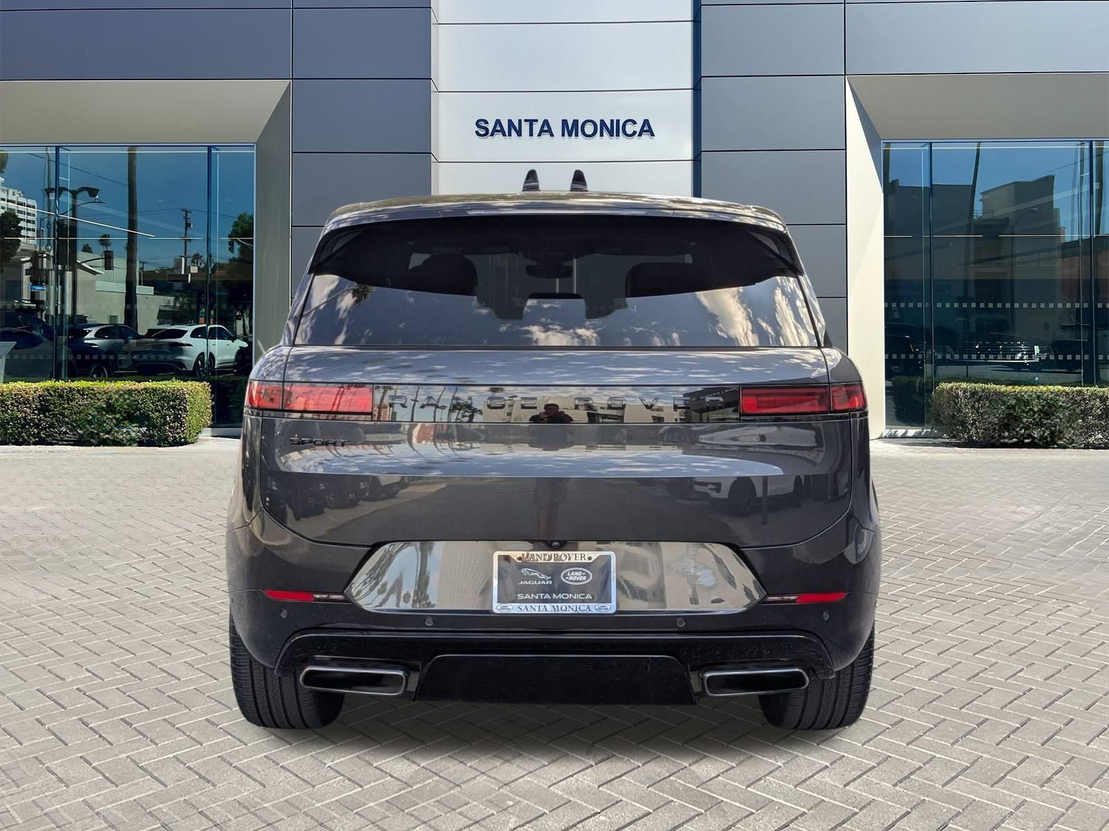 2024 Land Rover Range Rover Sport SE photo 7