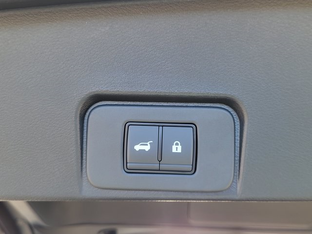 2026 Nissan Rogue SV photo 4