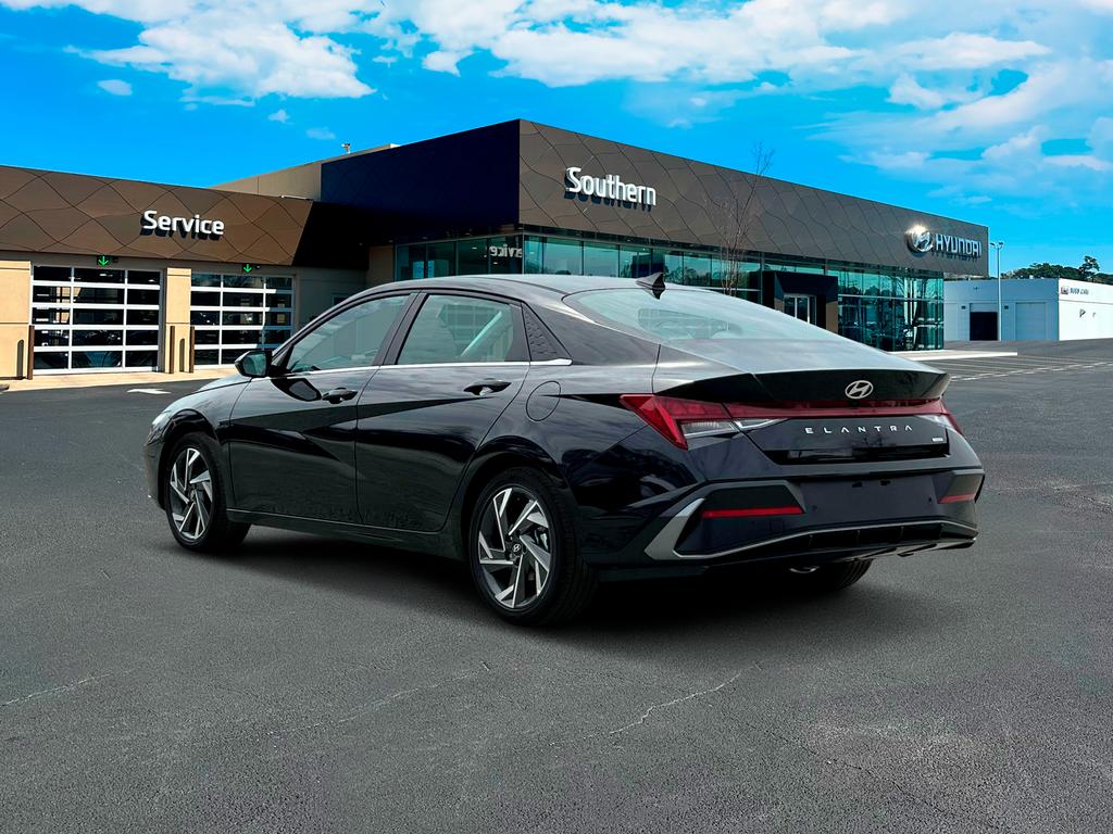 2025 Hyundai Elantra Hybrid Limited photo 4