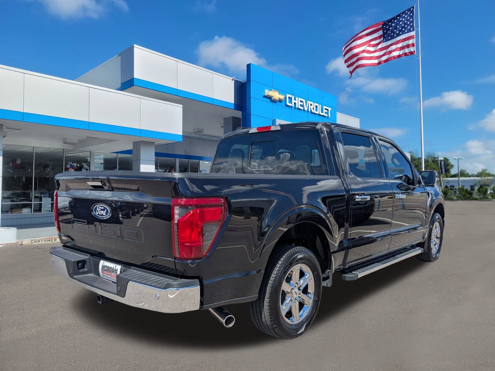 2024 Ford F-150 XLT photo 4