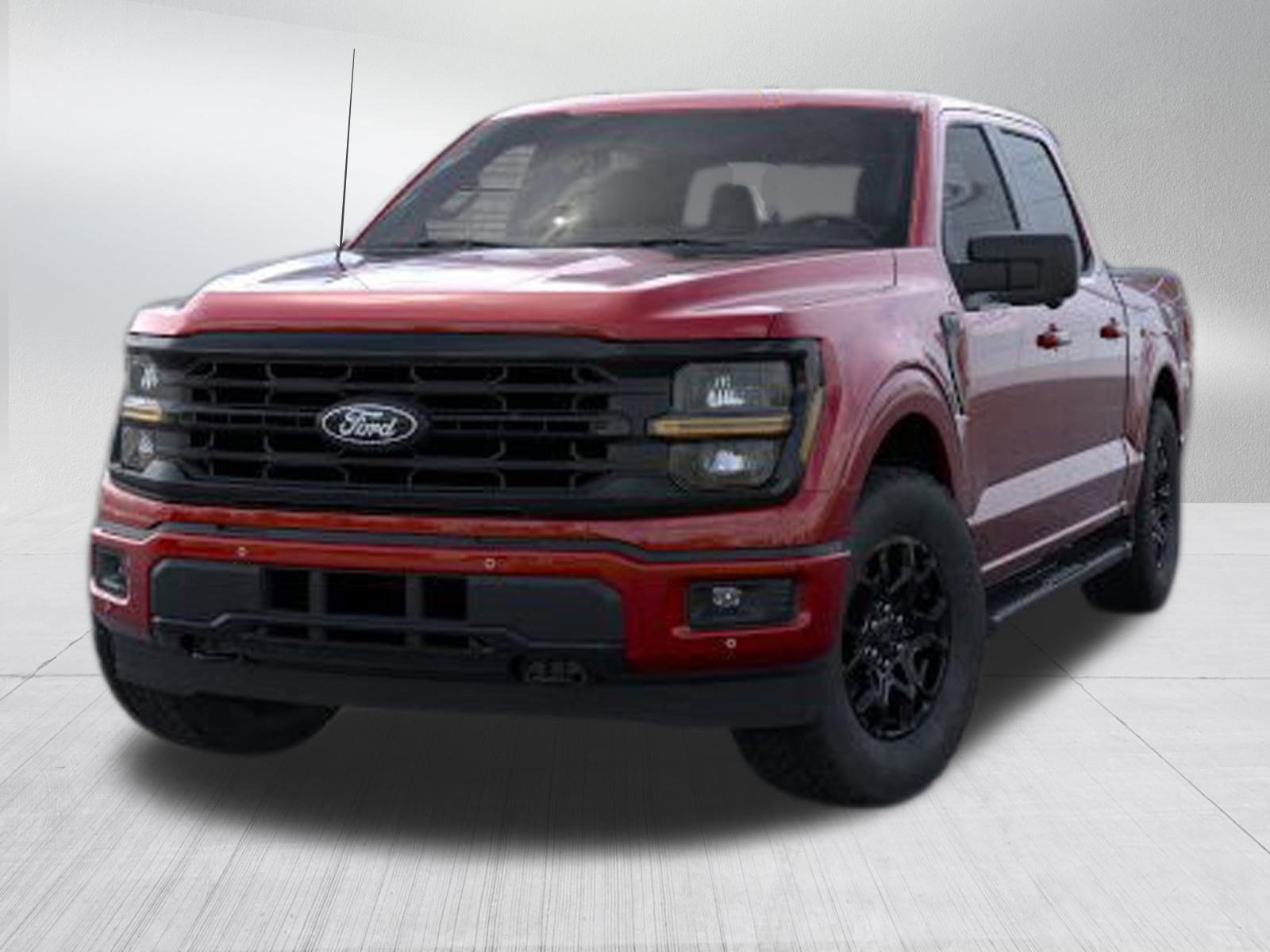 2025 Ford F-150 XLT photo 3
