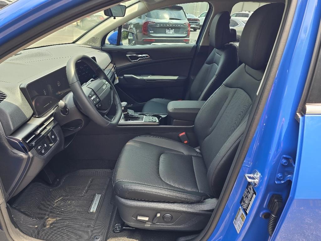 2026 Kia Sportage EX photo 5