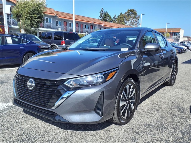 2025 Nissan Sentra SV photo 3
