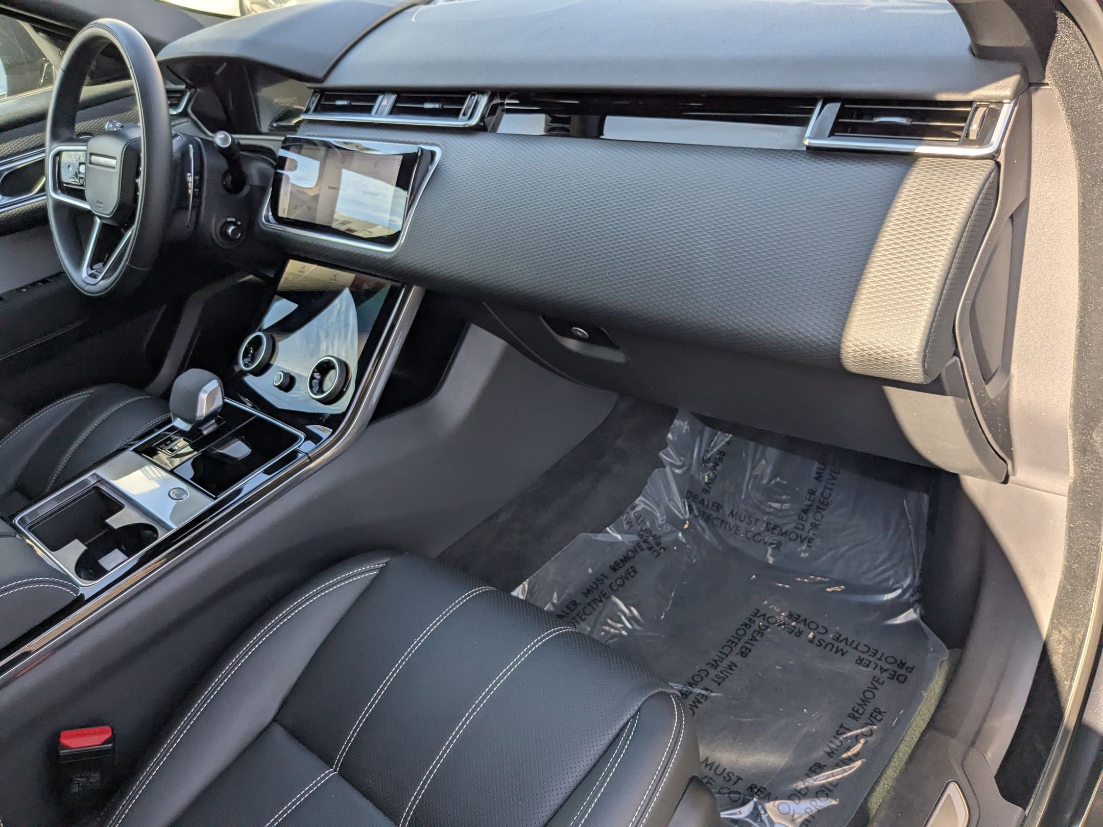 2023 Land Rover Range Rover Velar R-Dynamic S photo 22