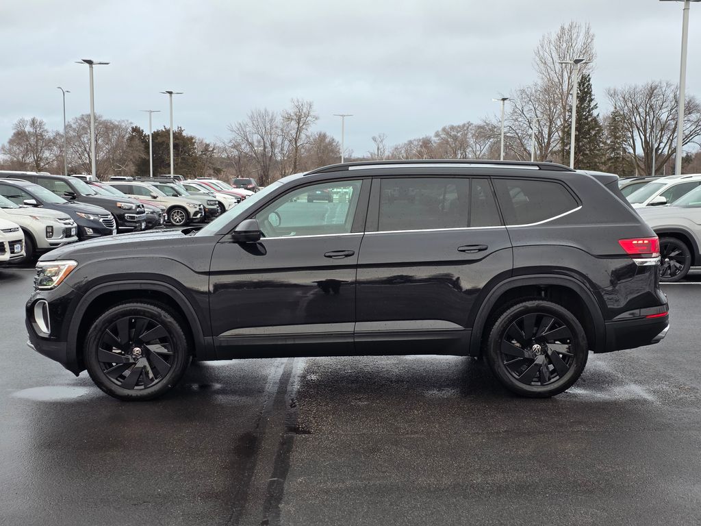 Certified 2026 Volkswagen Atlas SE w/Tech with VIN 1V2KN2CA6TC501115 for sale in St. Cloud, Minnesota