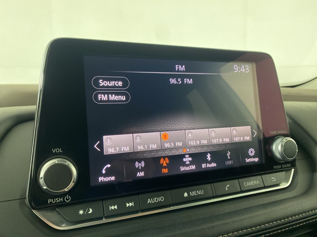2021 Nissan Rogue SV photo 17