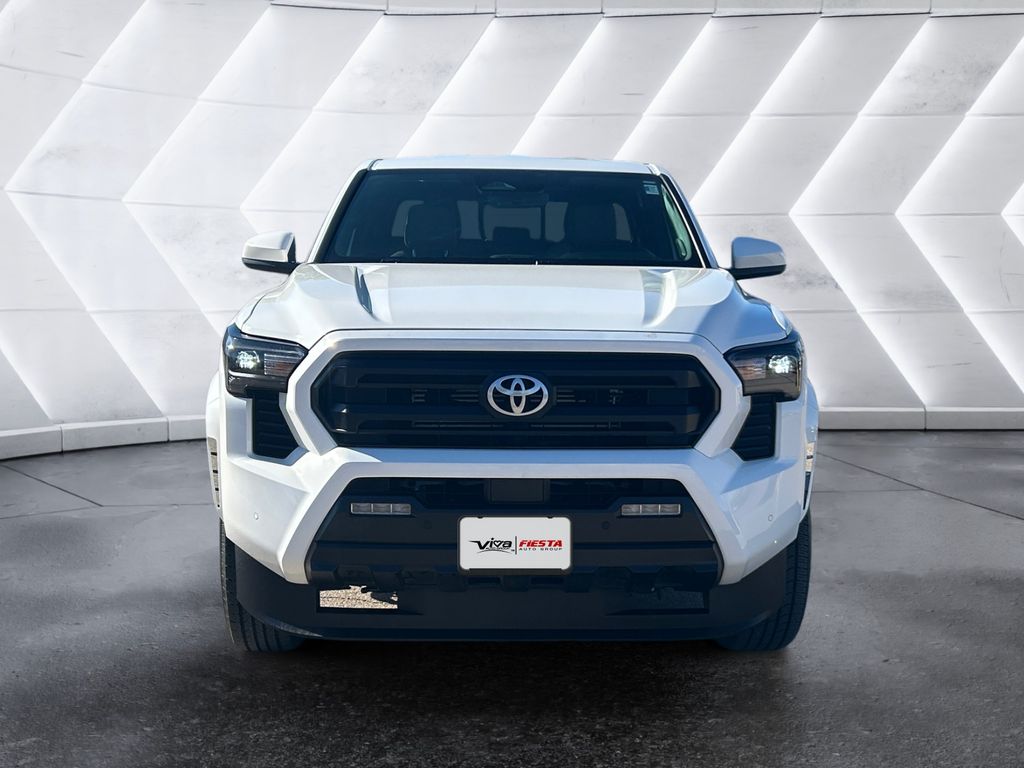 2024 Toyota Tacoma SR5 photo 2