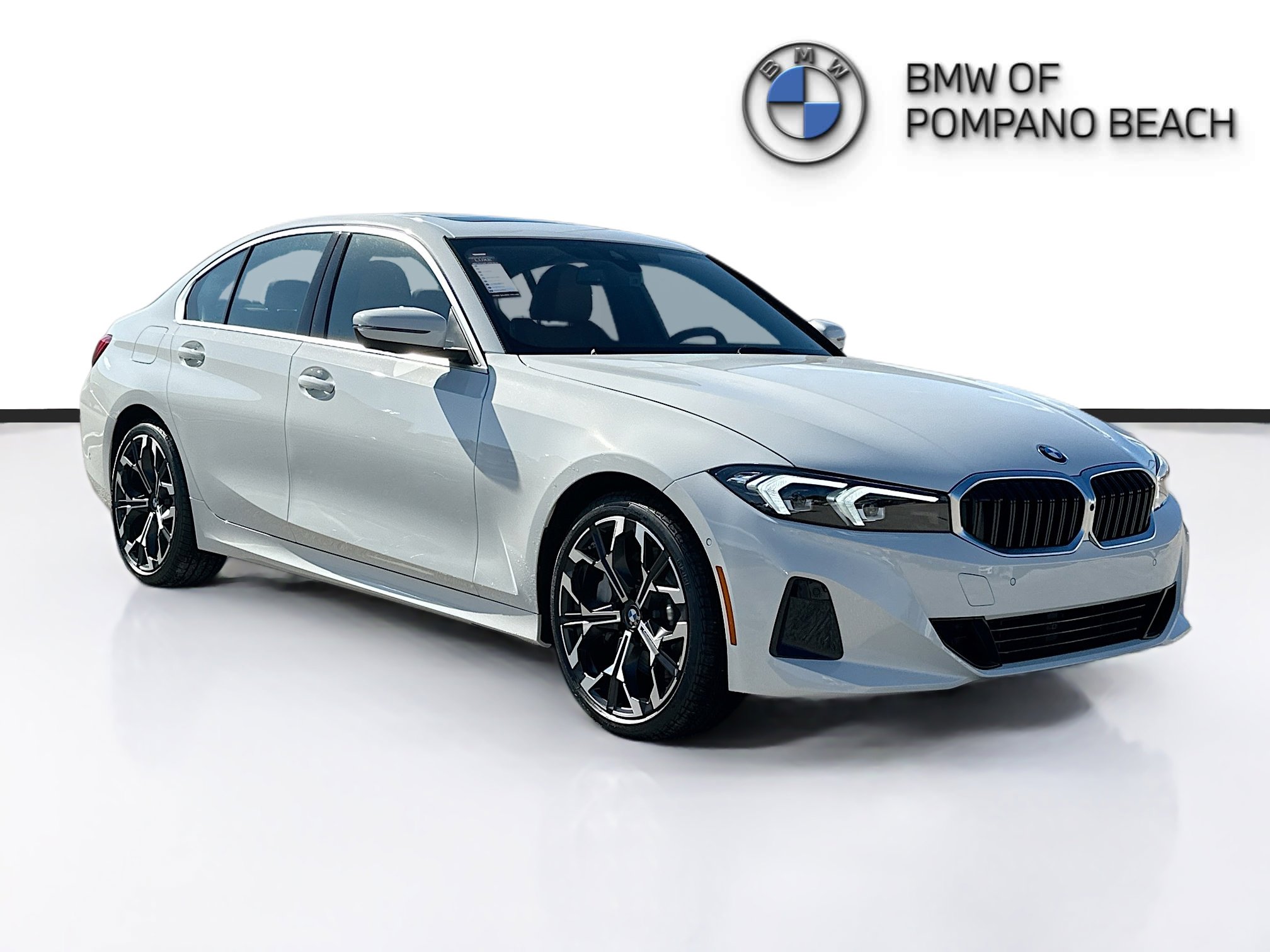 2026 BMW 3 Series 330i's photo