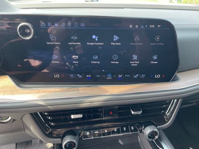 2025 Chevrolet Tahoe High Country photo 13