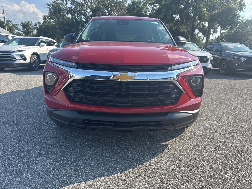 2026 Chevrolet Trailblazer LS photo 2