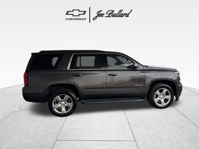 2017 Chevrolet Tahoe LT photo 3